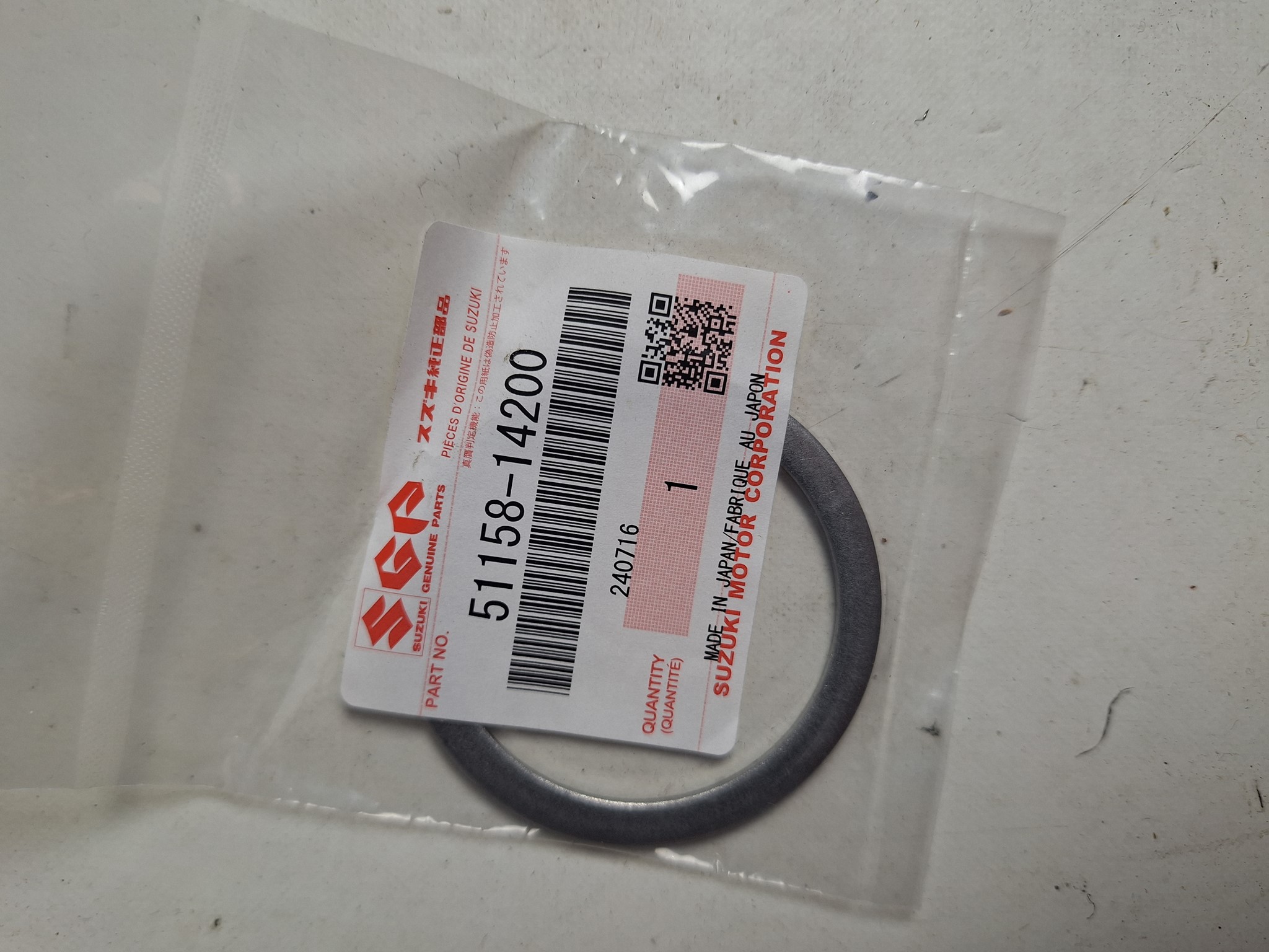 Picture of SUZUKI  SCHEIBE  51158-14200